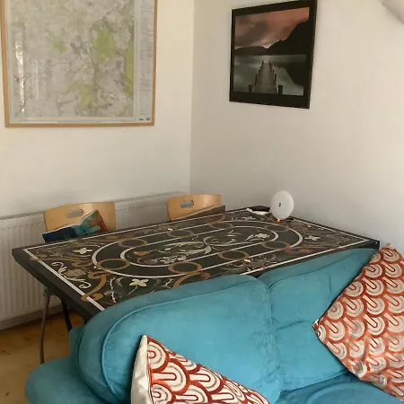 Primrose Villa Self Catering Bnb-3